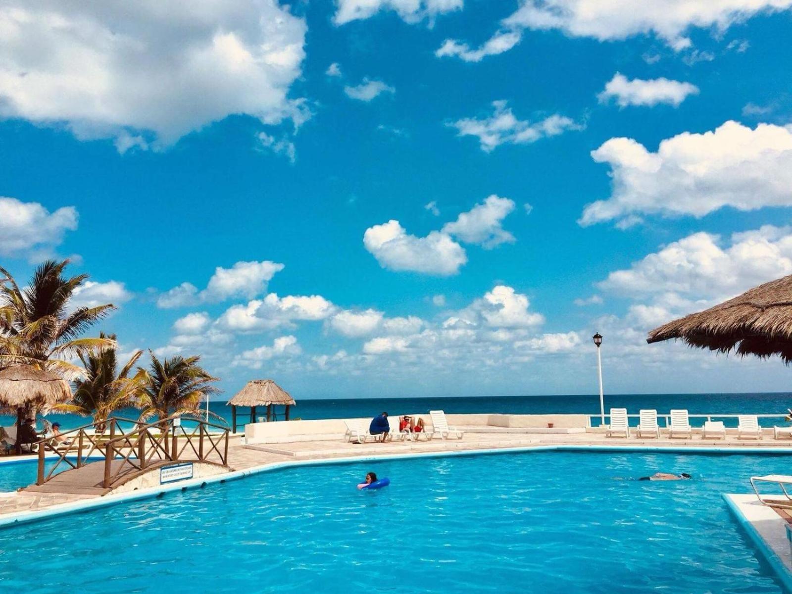 Brisas Residence Hotel Zone Apartment Cancún Esterno foto