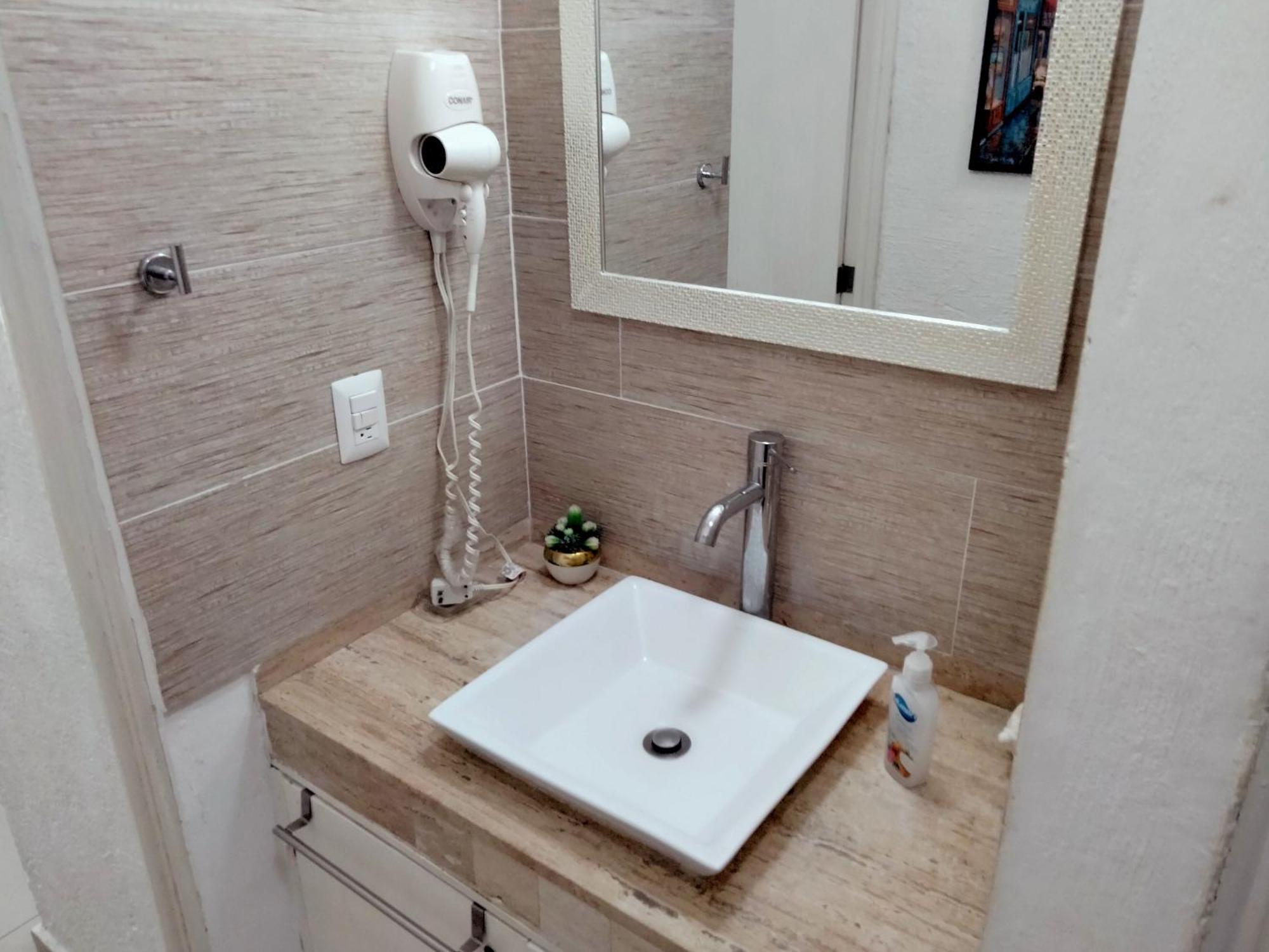 Brisas Residence Hotel Zone Apartment Cancún Esterno foto